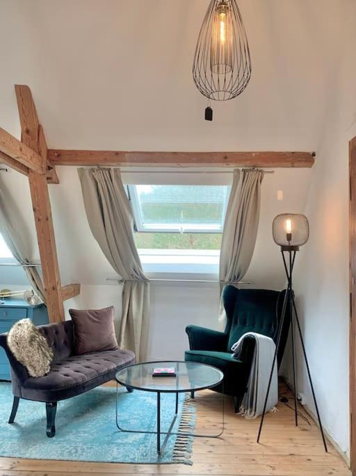 Kleine Kunstremise Mit Holzofen Burg Freienfels Apartment Weinbach Luaran gambar